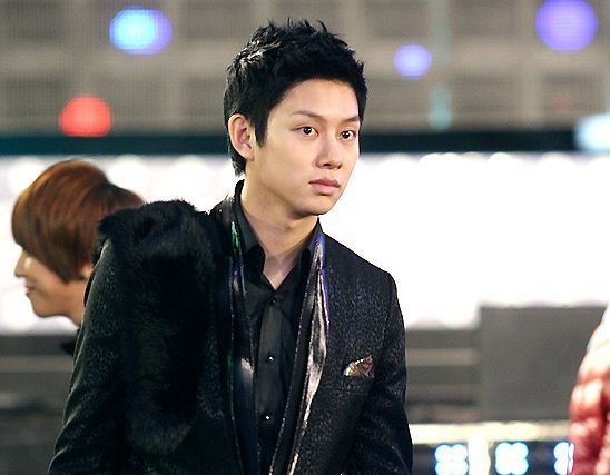 Super Junior’s Heechul Shares Childhood Photos