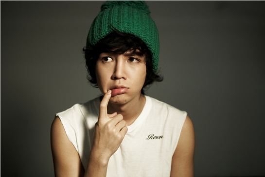 Jang Geun Suk Serenades Famous Photographer Jo Sun Hee