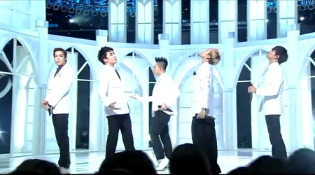 SBS Inkigayo 04.17.11