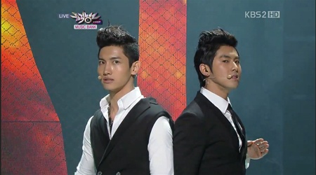 KBS Music Bank 01.07.11