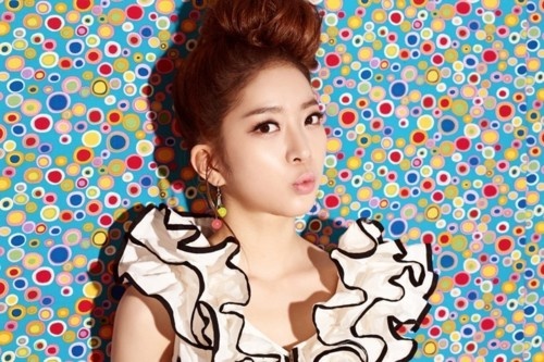 Dal Shabet Ah Young’s Beauty Overshadowed By Too Much Makeup?