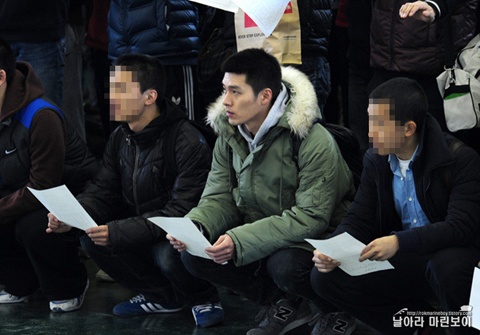 Pictures of Hyunbin at Military Training