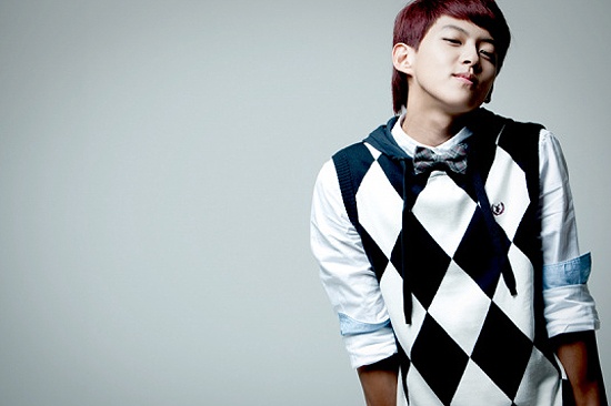 U-Kiss’ Dong Ho Disses then Apologizes to Block B