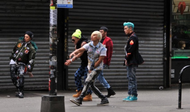 Big Bang Spotted on the Streets of Harlem