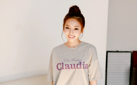 Kara’s Goo Hara Looks Like a Doll