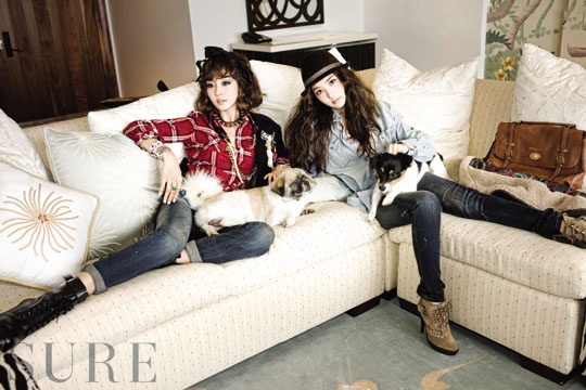 Sung Yuri and Park Min Young Showcase Hawaii in "Sure Magazine"