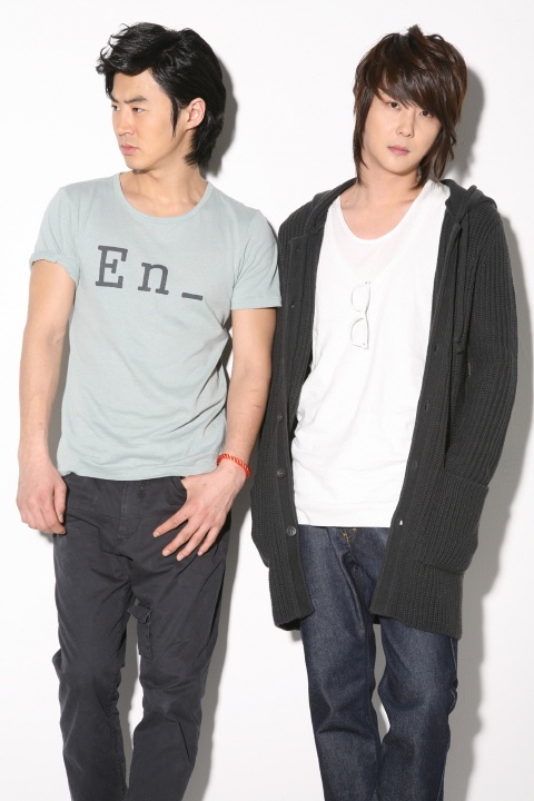 Shinhwa Members Shin Hye Sung and Jun Jin Reunite After Four Years