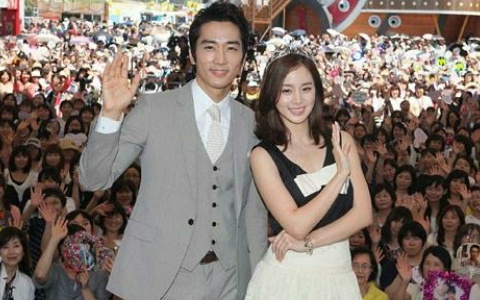 Song Seung Hoon and Kim Tae Hee Promote "My Princess" in Japan