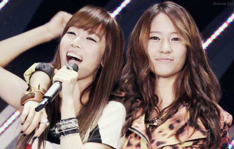 Girls’ Generation Jessica Expresses Her Amazement at f(x) Krystal’s Resemblance to Herself