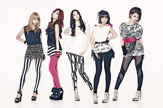 ChoColat’s Tia Garners Attention for Mature Look