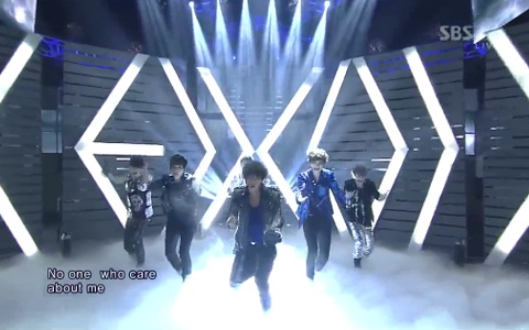 EXO-K Performs "MAMA" on Inkigayo