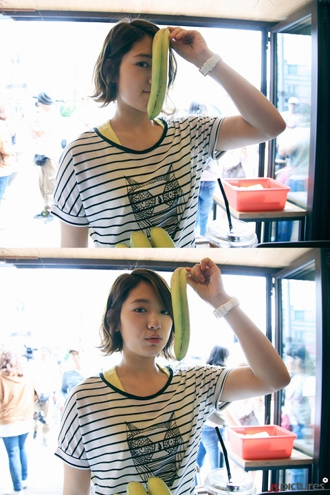 Park Shin Hye Monkeying Around on the Set of "Heartstrings"