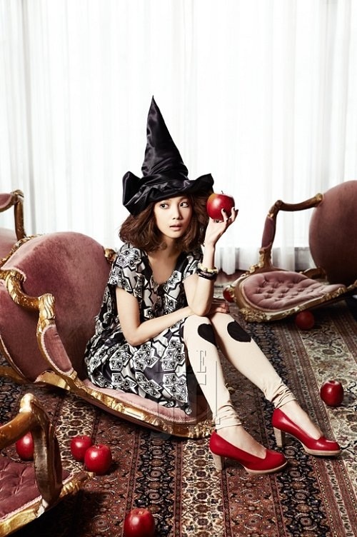 Yoon Seung Ah’s Enchanting Transformation into a Fairy Tale Witch