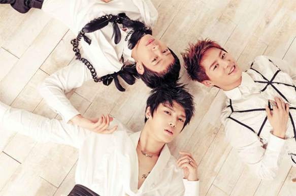 JYJ Releases "Get Out" MV, Endorses LG Optimus Smart Phones