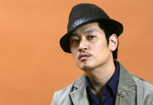 R&B Singer Bobby Kim in Danger of Being Paralyzed