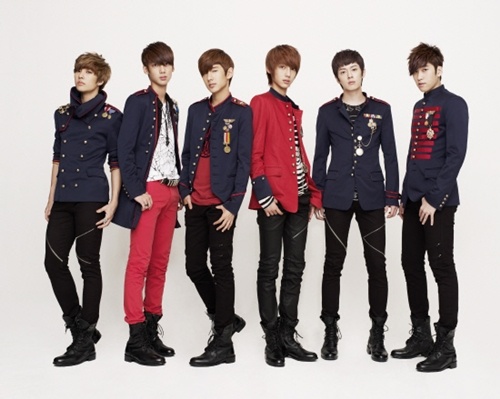 Boyfriend Releases BTS Photos of "Don’t Touch My Girl" MV