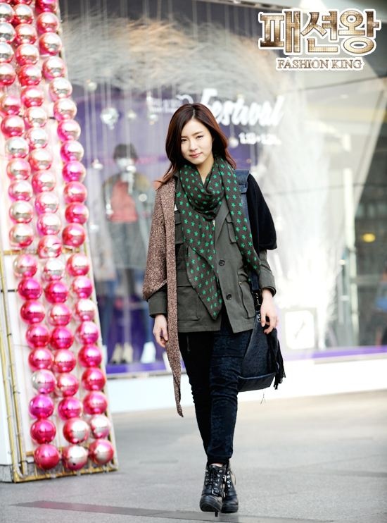 More Photos of Shin Se Kyung in "Fashion King" Revealed