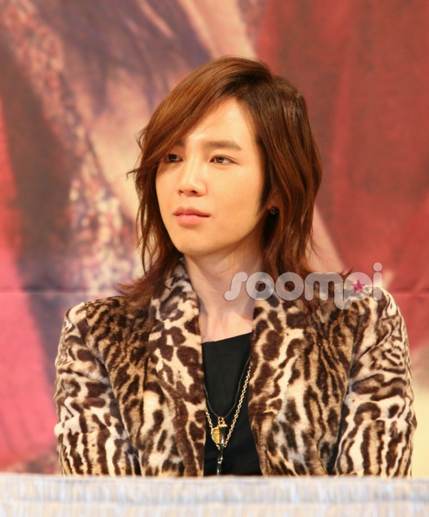 Korean Celebrities Respond to Japanese Disaster