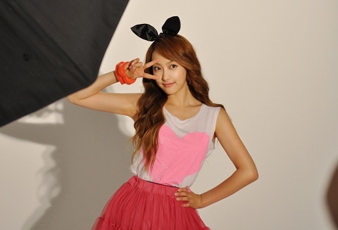 f(x)’s Victoria on her Way to Becoming the Next CF Queen!