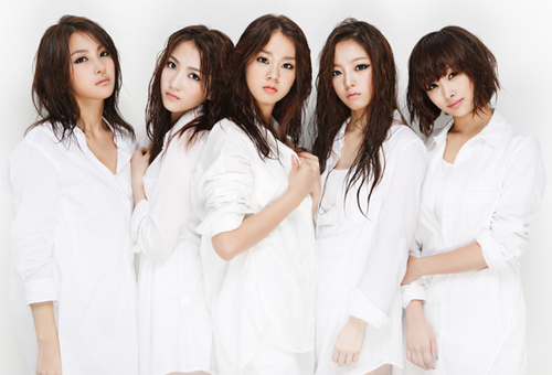 Kara Releases "Winter Magic" Album Covers