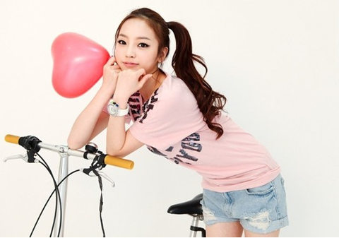 KARA Goo Hara Takes Netizens’ Breath Away with Unbelievable Figure