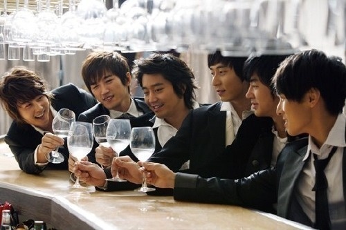 Shinhwa Company Launches Official Twitter Account