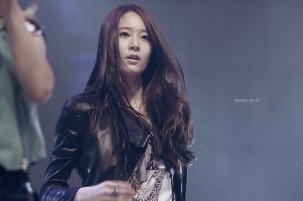 Krystal Breaks Down at Finale Meeting of "High Kick 3"