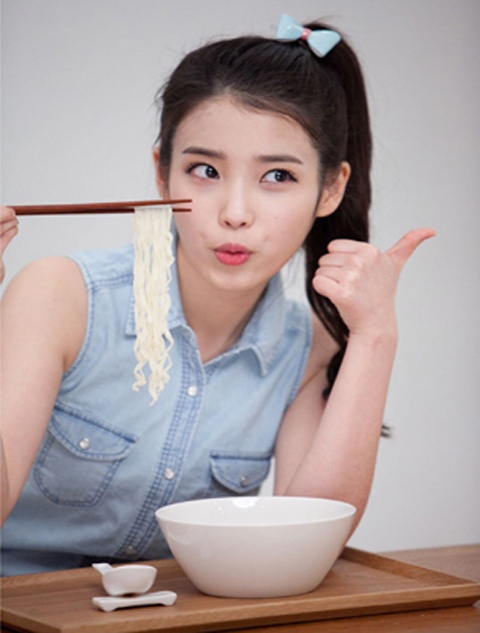 IU Slurps Down Five Bowls of Kal Gook Soo for Commercial