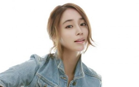 Lee Min Jung Gets Rejected by Yoon Hyung Bin?