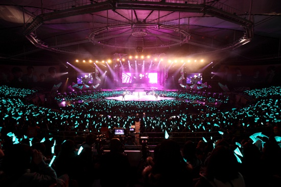 SHINee Discusses First Solo Concert at Press Conference