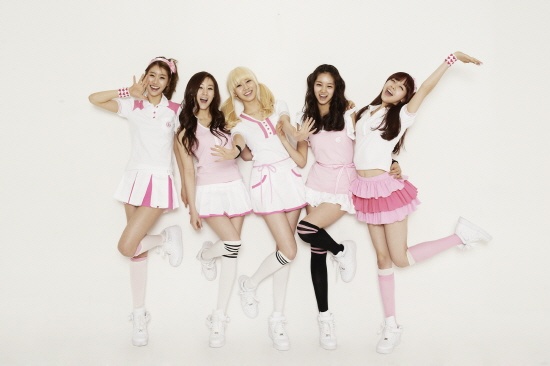 Girl’s Day to Release 2012 Calendar Package