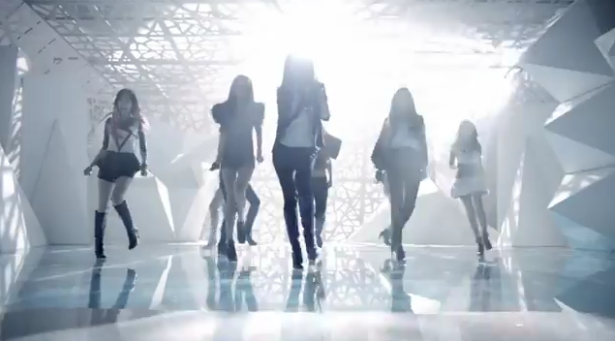 SNSD Wants to Answer YOUR Questions!