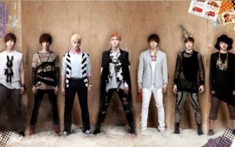 U-KISS Performs "When Love Stops" & "DORADORA" for Their Inkigayo Comeback