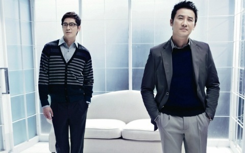 Kang Ji Hwan and Uhm Tae Woong Are Dapper Gentlemen in Indian Summer Suits
