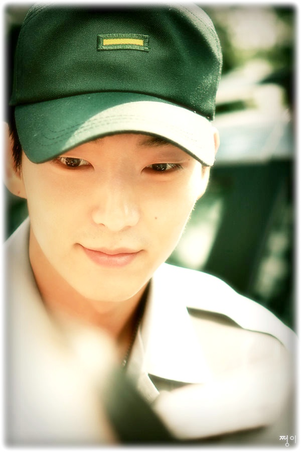 Lee Junki’s Popularity Doesn’t Seem to Die Down
