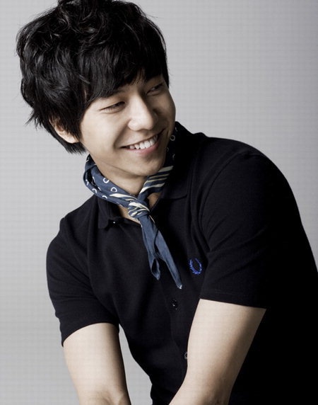 Lee Seung Gi to Remain on ‘1 Night 2 Days,’ but ‘Strong Heart’?