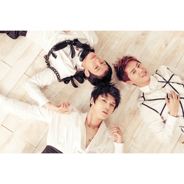 JYJ Reveals Official Jacket Pictures and Get Out! Single
