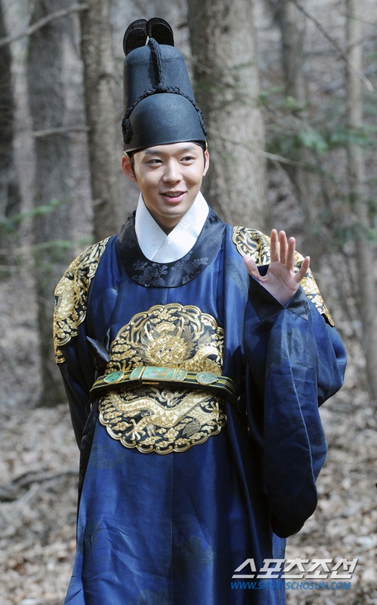 Head of SBS Drama Praises Park Yoo Chun’s Acting