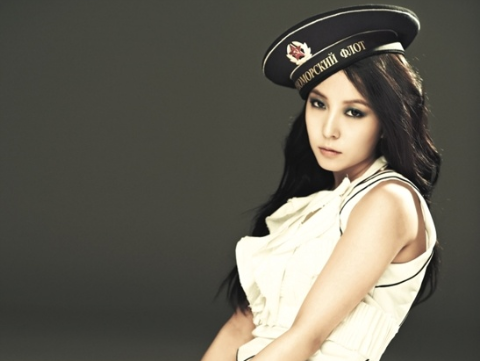 BoA a Baby-Faced Beauty on "Running Man"