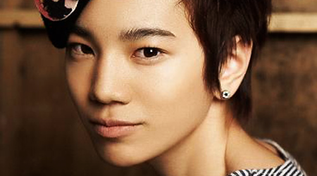 Infinite’s Sung Jong Sports A Feminine Look