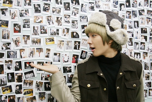 Boyfriend Hides 300 Unique Polaroid Photos in Their "I’ll Be There" Single