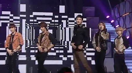 SBS Inkigayo 10.17.10