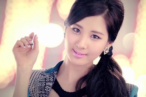 Girls’ Generation Seohyun Visits Former Idol Star Ock Joo Hyun