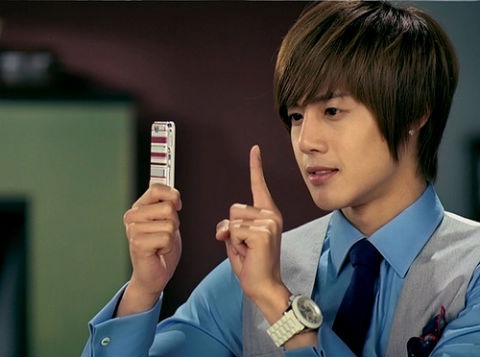 Kim Hyun Joong Ignores his Best Friends?