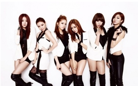 Dal★Shabet Makes Their Comeback on Music Bank With "Hit U"