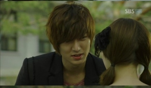 “City Hunter’s” Lee Min Ho Embarrasses Goo Hara “Hey Kid, You’re Not My Type”