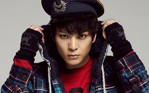 Joo Won in Contention for "Moon That Embraces the Sun"