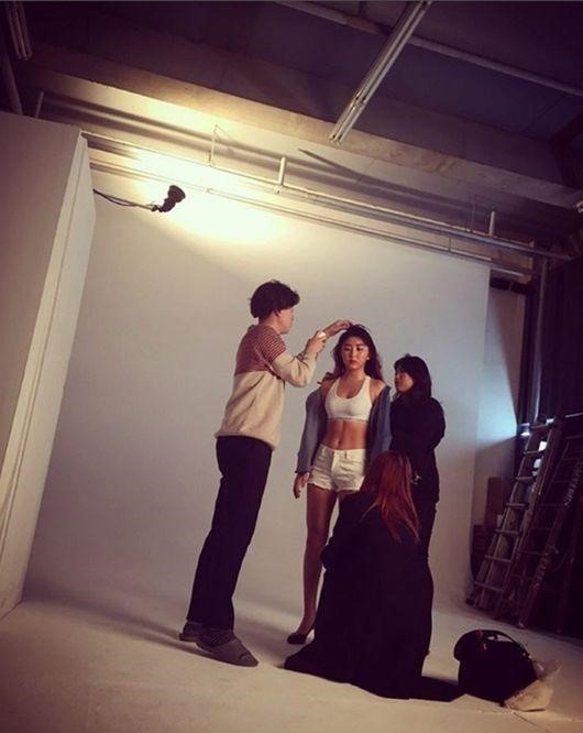 Sohyun de 4Minute muestra su figura de impacto para próxima sesión de fotos de una revista