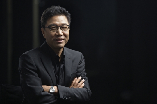 Lee Soo Man presenta la estrategia de “SM Town New Culture Technology 2016”