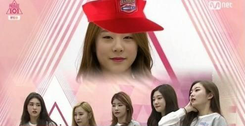 Aprendiz de “Produce 101″ Yoo Yeonjung se roba la atención con su hermosa voz